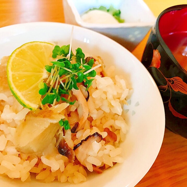 ちかのごぼうときのこの炊き込みご飯[ごぼうスープ]